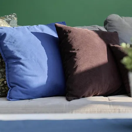 Apartment Lively In With Balcony And Desk By Renters *